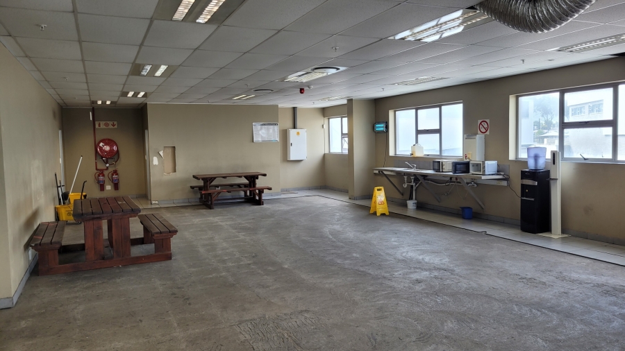 To Let commercial Property for Rent in Montague Gardens Western Cape